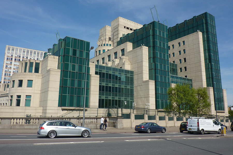 Mi6 Building At Night London